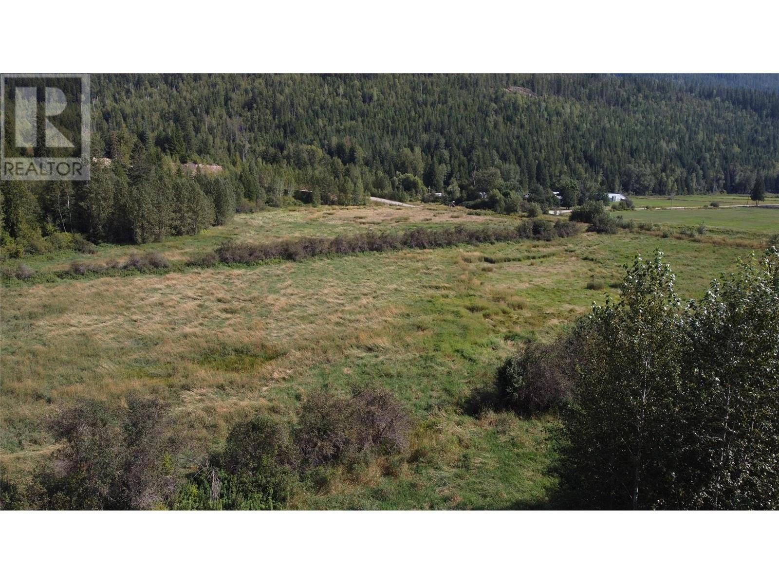 Lot 2 Oxbow Frontage Road. Malakwa, British Columbia