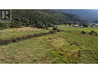 Lot 2 Oxbow Frontage Road. Malakwa, British Columbia