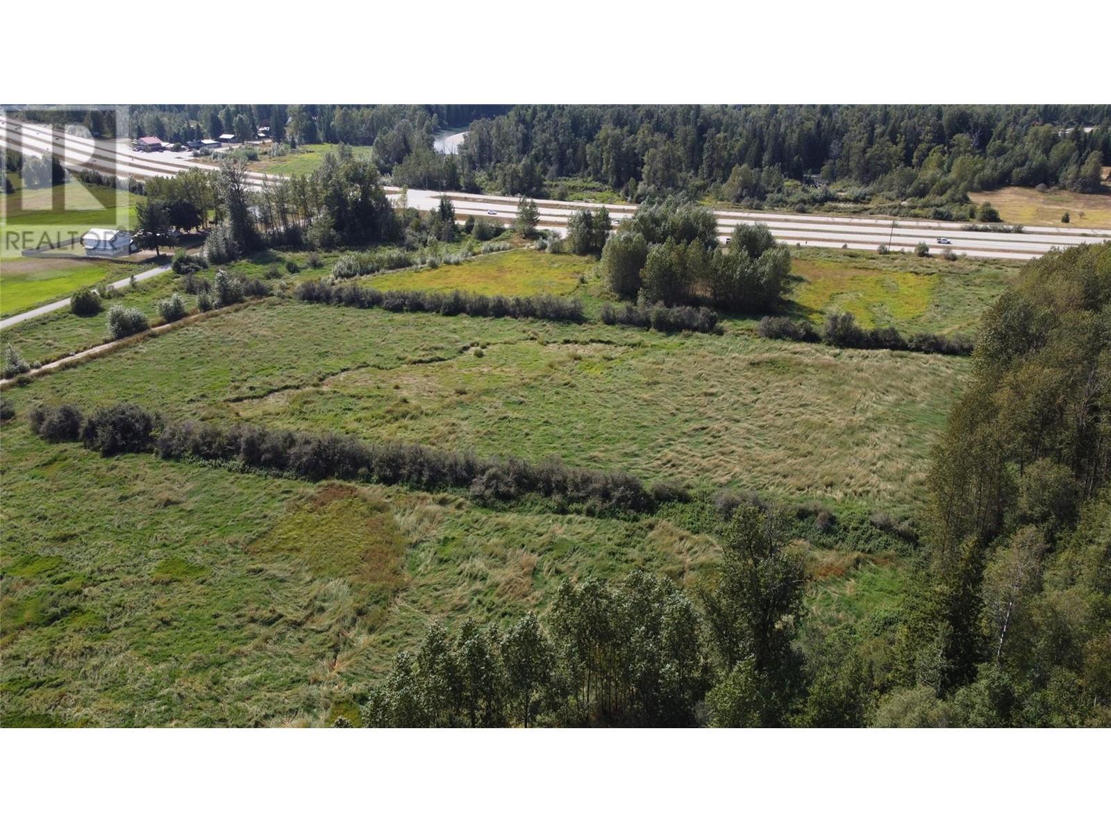 Lot 2 Oxbow Frontage Road. Malakwa, British Columbia