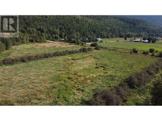 Lot 2 Oxbow Frontage Road. Malakwa, British Columbia