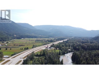 Lot 2 Oxbow Frontage Road. Malakwa, British Columbia