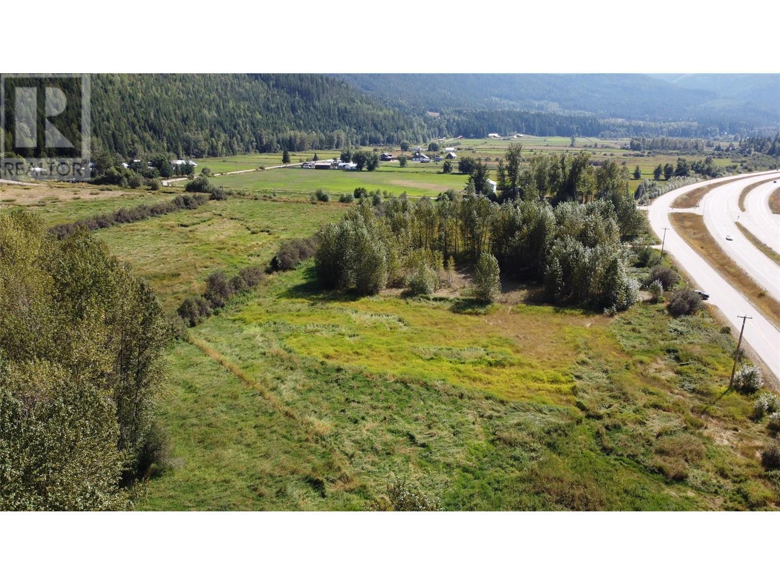 Lot 2 Oxbow Frontage Road. Malakwa, British Columbia