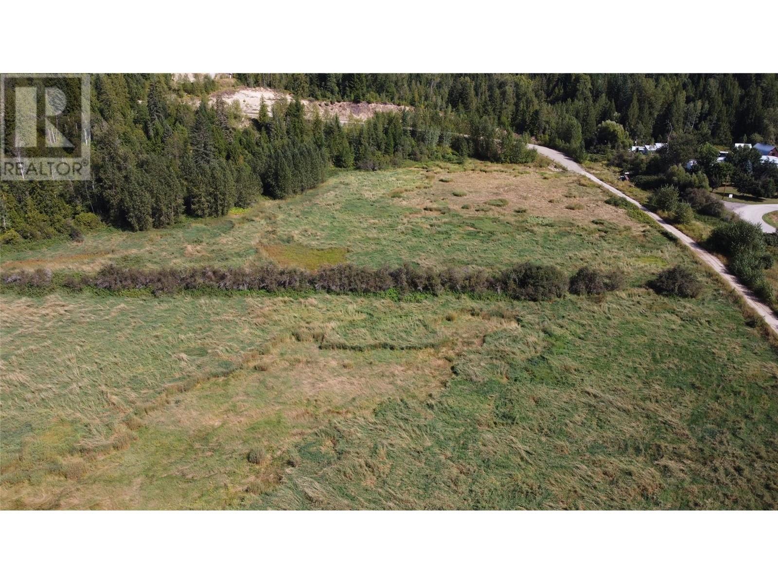Lot 2 Oxbow Frontage Road. Malakwa, British Columbia