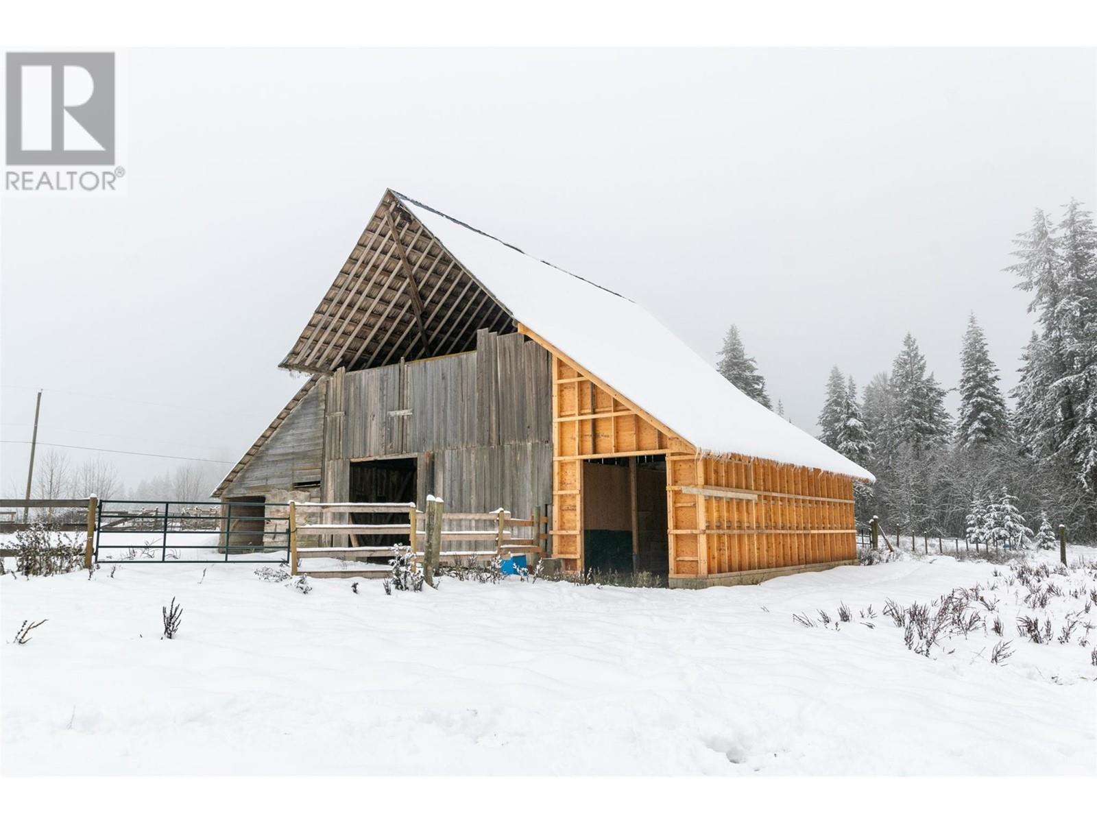 100 Lidstone Road. Salmon Arm, British Columbia