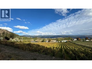 5214 Monro Avenue. Summerland, British Columbia