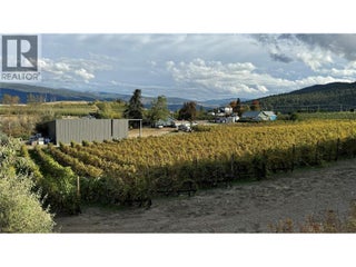 5214 Monro Avenue. Summerland, British Columbia