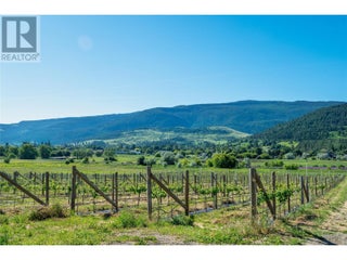 10450 Matner Lane. Coldstream, British Columbia