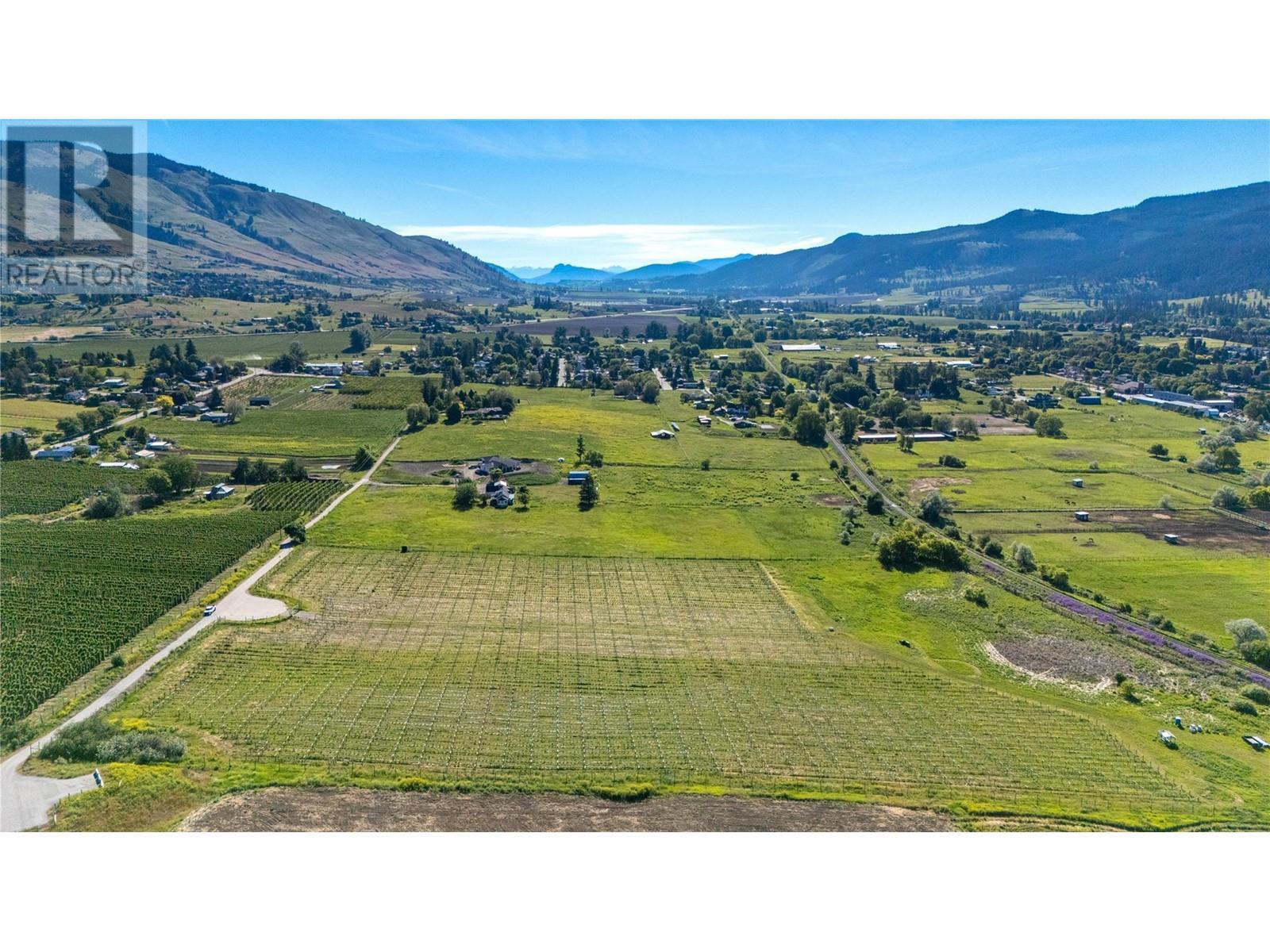 10450 Matner Lane. Coldstream, British Columbia