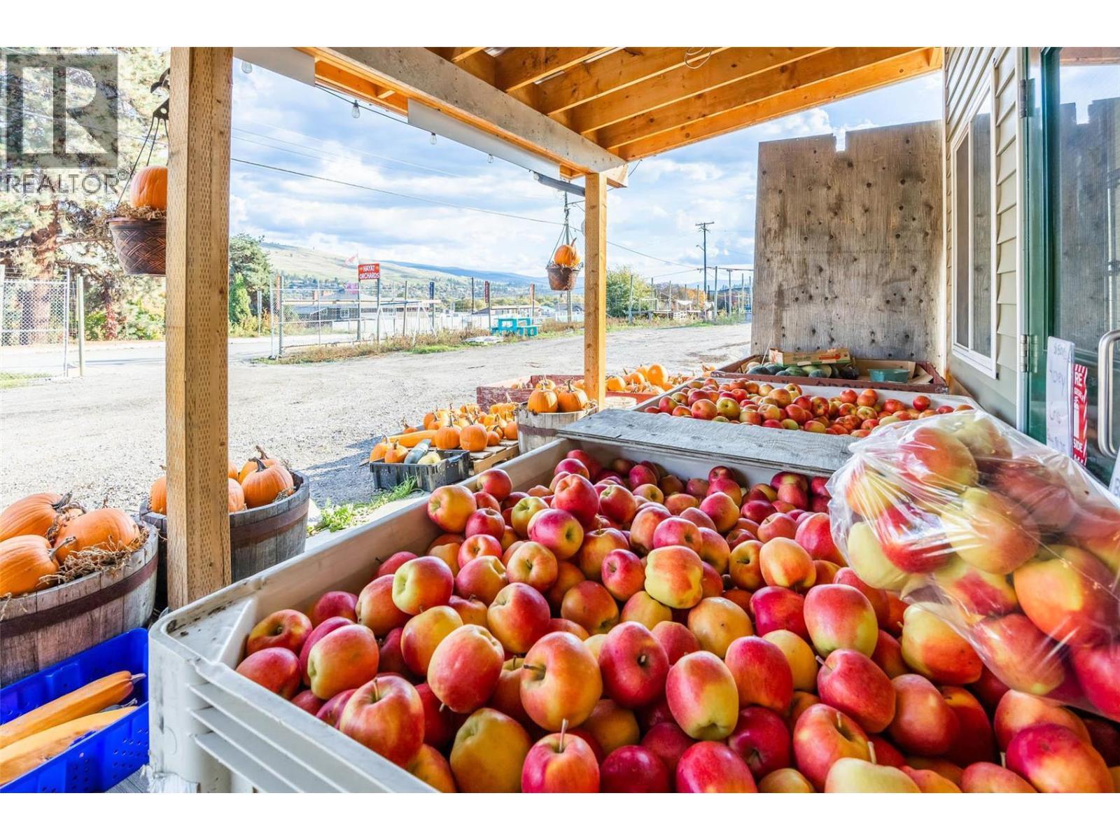 11938 Oceola Road. Lake Country, British Columbia