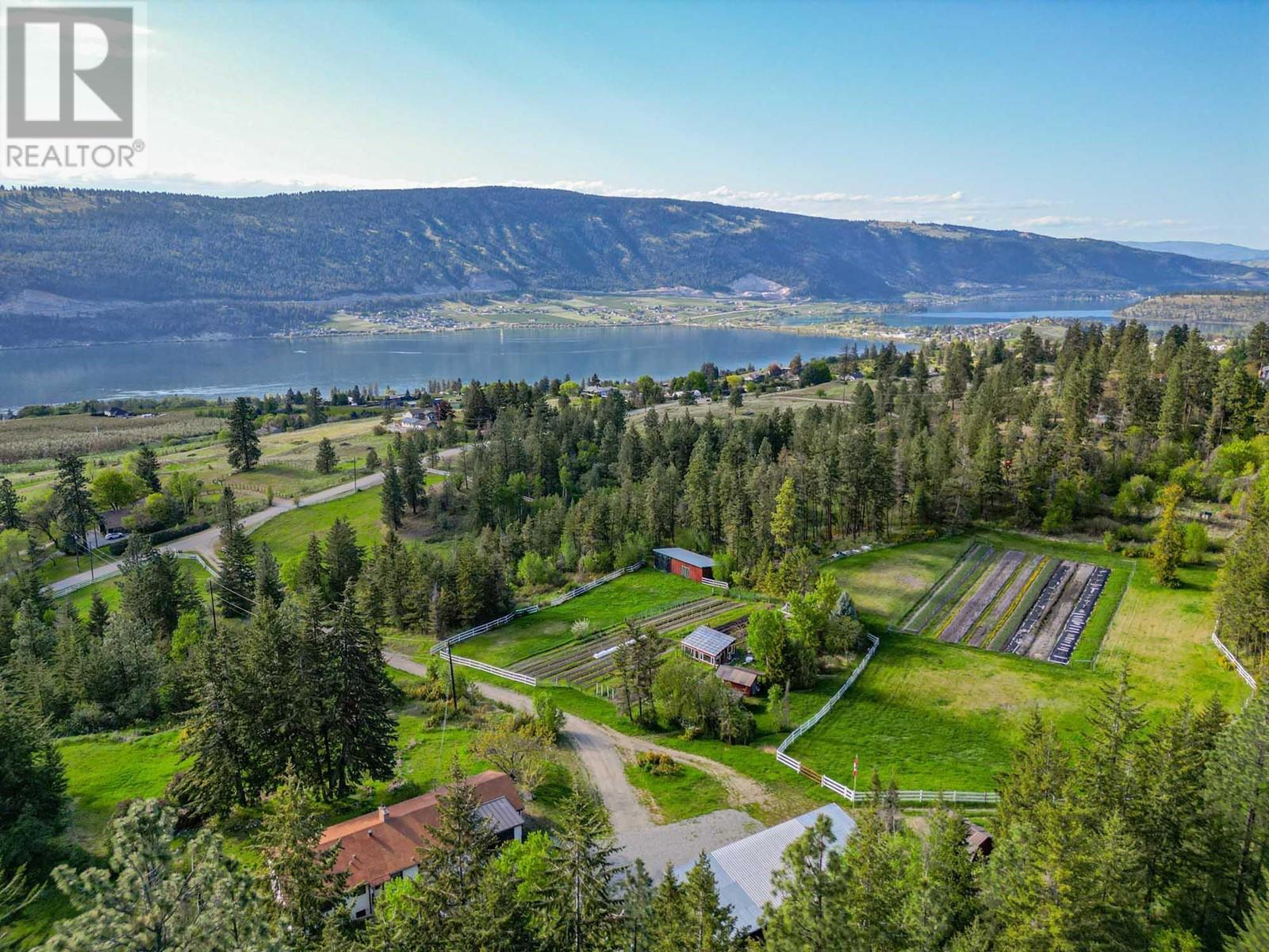 13821 Talbot Road. Lake Country, British Columbia