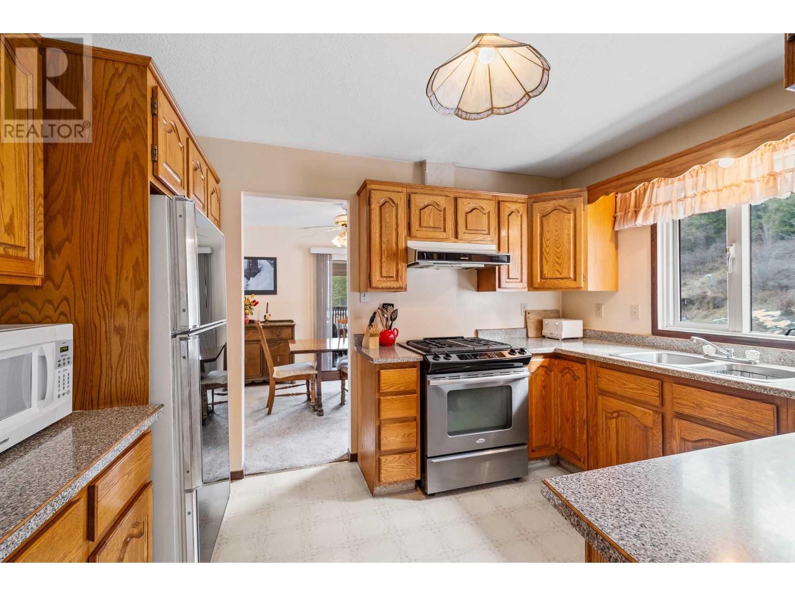 13821 Talbot Road. Lake Country, British Columbia