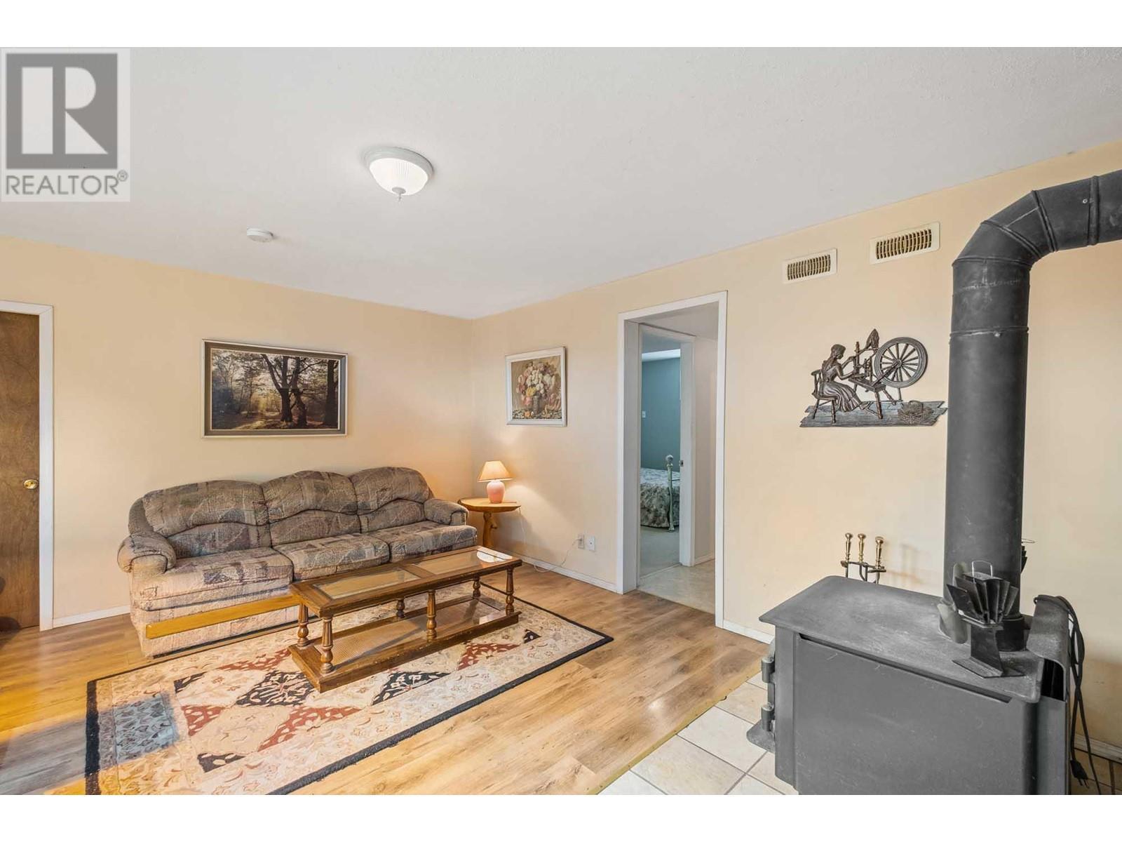 13821 Talbot Road. Lake Country, British Columbia