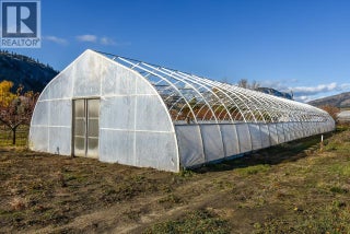 7231 Island Road. Oliver, British Columbia