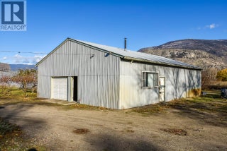 7231 Island Road. Oliver, British Columbia