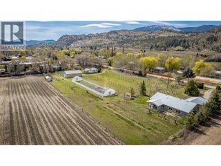 7231 Island Road. Oliver, British Columbia