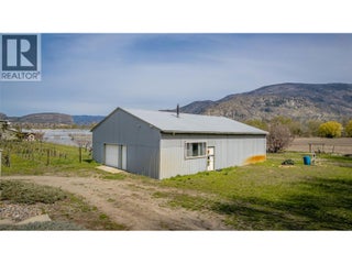 7231 Island Road. Oliver, British Columbia