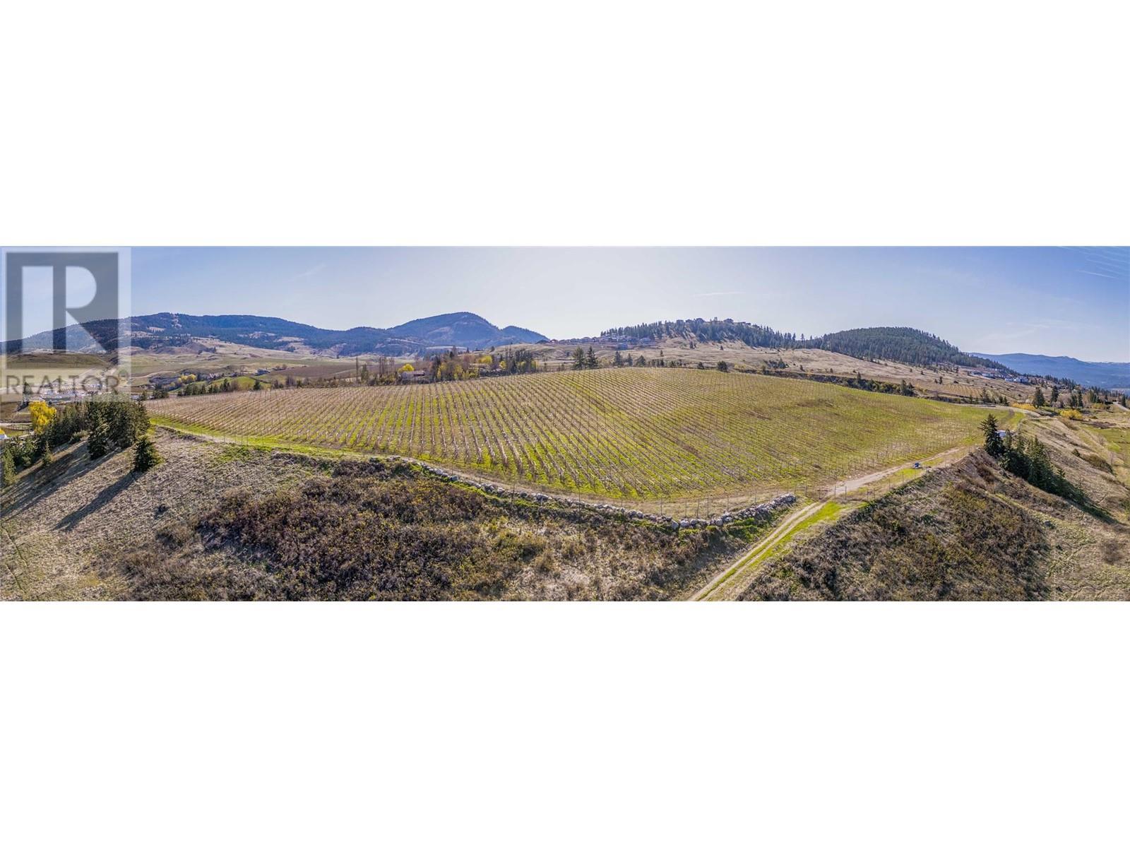 1271 Mckenzie Road. Kelowna, British Columbia