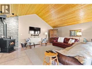 152 Salmon River Road. Salmon Arm, British Columbia