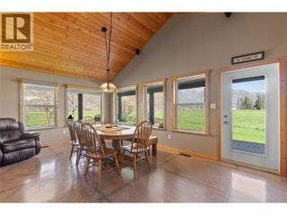 152 Salmon River Road. Salmon Arm, British Columbia