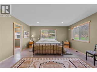 152 Salmon River Road. Salmon Arm, British Columbia