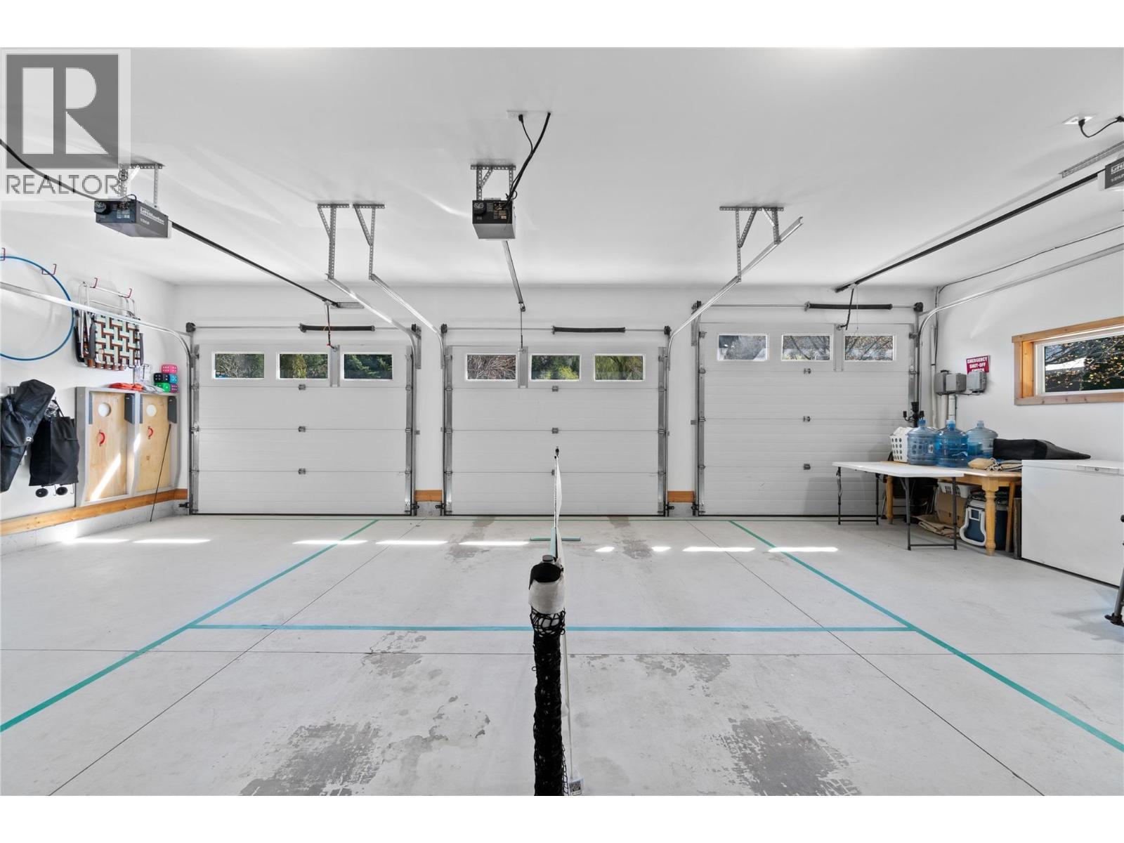 152 Salmon River Road. Salmon Arm, British Columbia