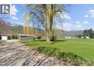 152 Salmon River Road. Salmon Arm, British Columbia