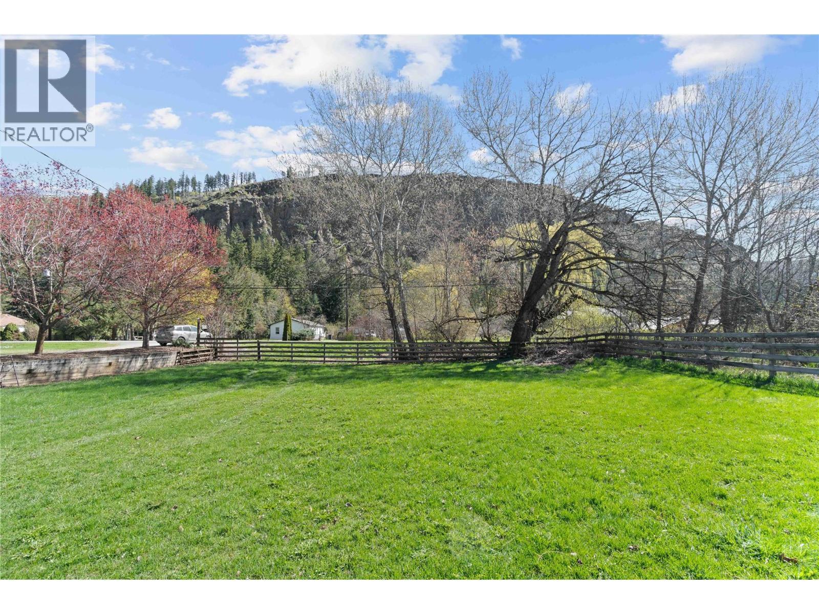 152 Salmon River Road. Salmon Arm, British Columbia