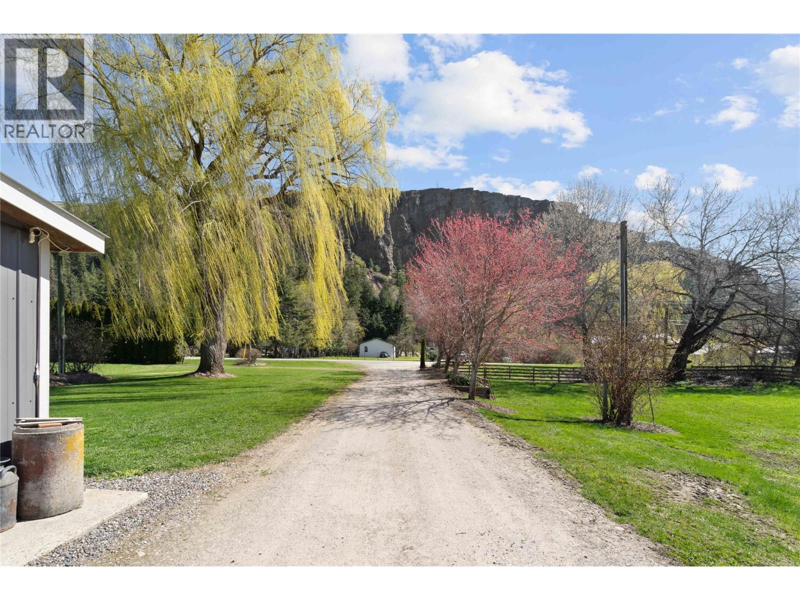 152 Salmon River Road. Salmon Arm, British Columbia