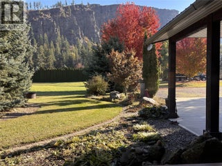 152 Salmon River Road. Salmon Arm, British Columbia