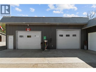 152 Salmon River Road. Salmon Arm, British Columbia