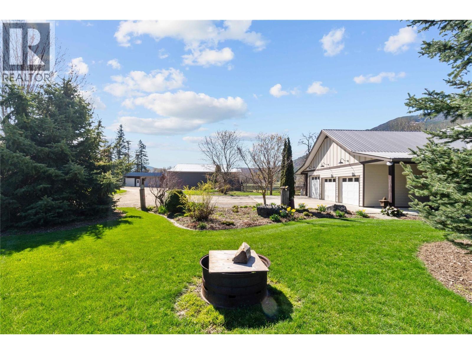 152 Salmon River Road. Salmon Arm, British Columbia