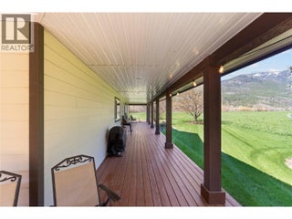 152 Salmon River Road. Salmon Arm, British Columbia