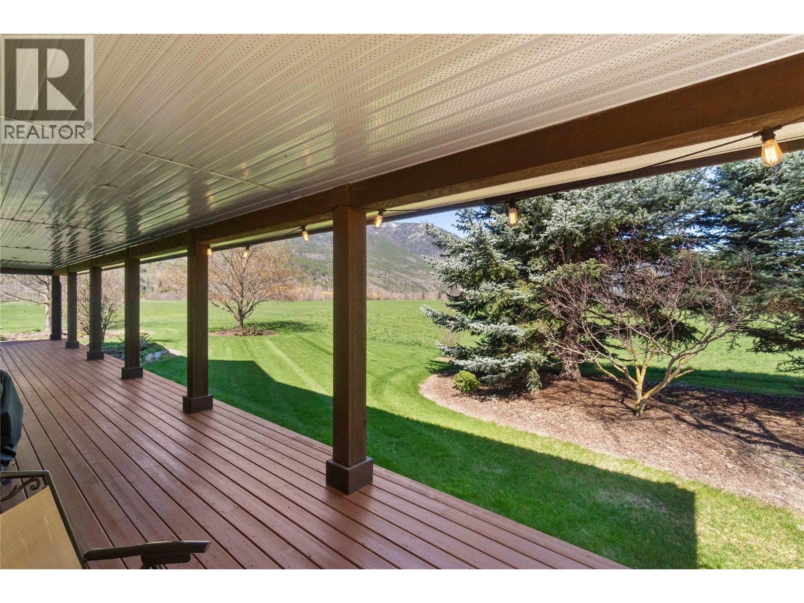 152 Salmon River Road. Salmon Arm, British Columbia