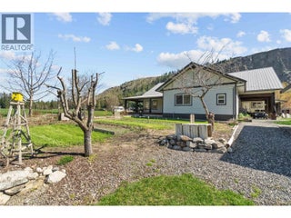 152 Salmon River Road. Salmon Arm, British Columbia