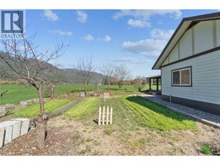 152 Salmon River Road. Salmon Arm, British Columbia