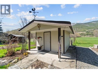 152 Salmon River Road. Salmon Arm, British Columbia