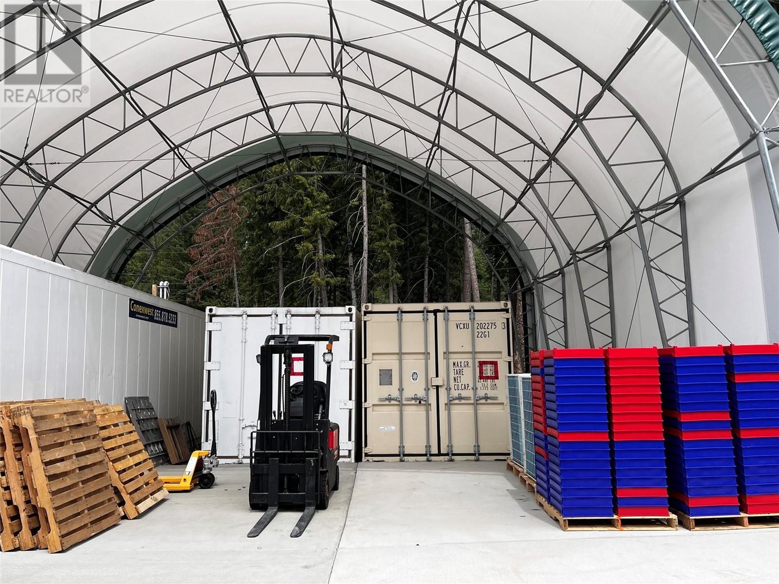 1238 Creighton Valley Road. Lumby, British Columbia