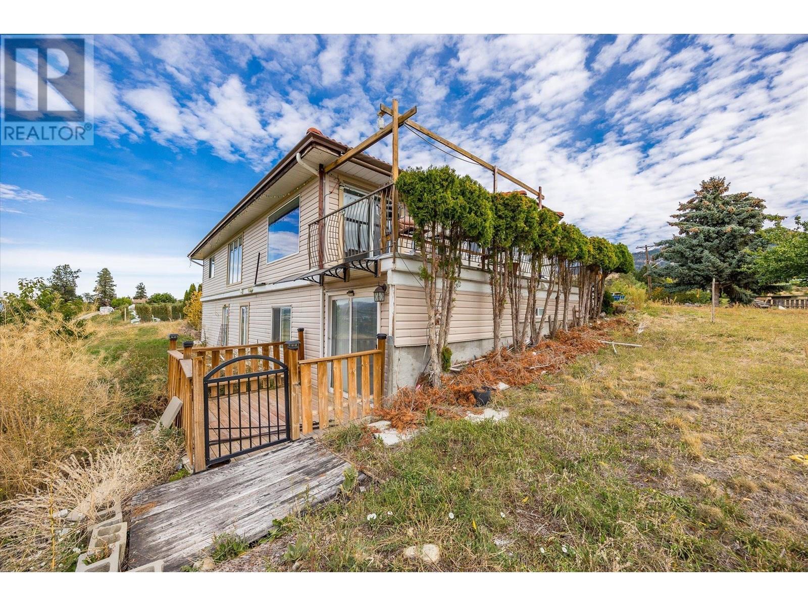 848 Webster Road. Kelowna, British Columbia