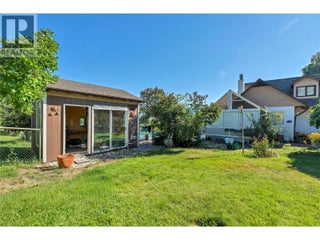 4206 Monro Avenue. Summerland, British Columbia