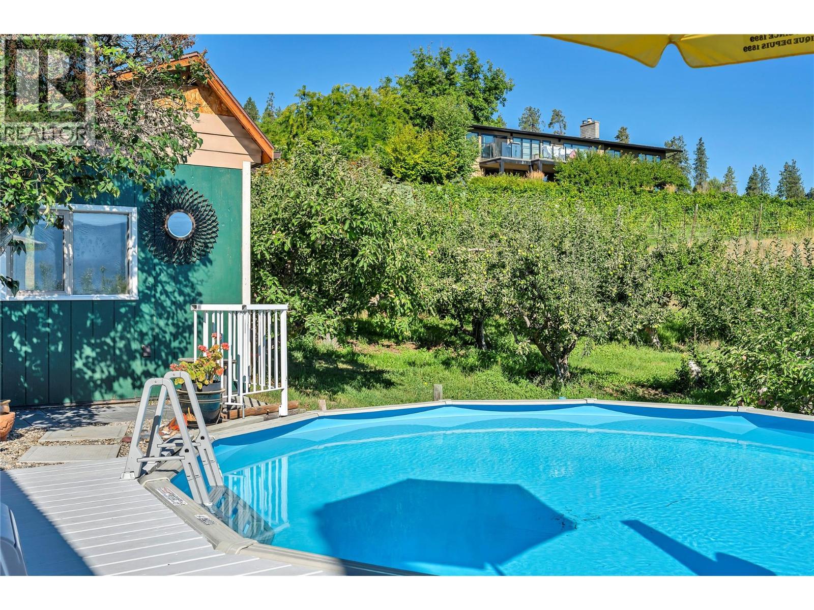 4206 Monro Avenue. Summerland, British Columbia