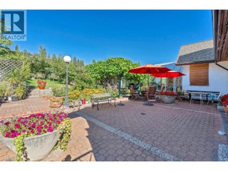 4206 Monro Avenue. Summerland, British Columbia
