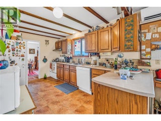 4206 Monro Avenue. Summerland, British Columbia