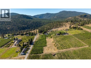 4206 Monro Avenue. Summerland, British Columbia