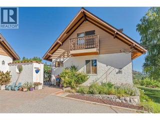 4206 Monro Avenue. Summerland, British Columbia