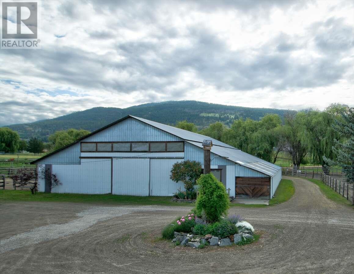 975 Mountview Road. Vernon, British Columbia