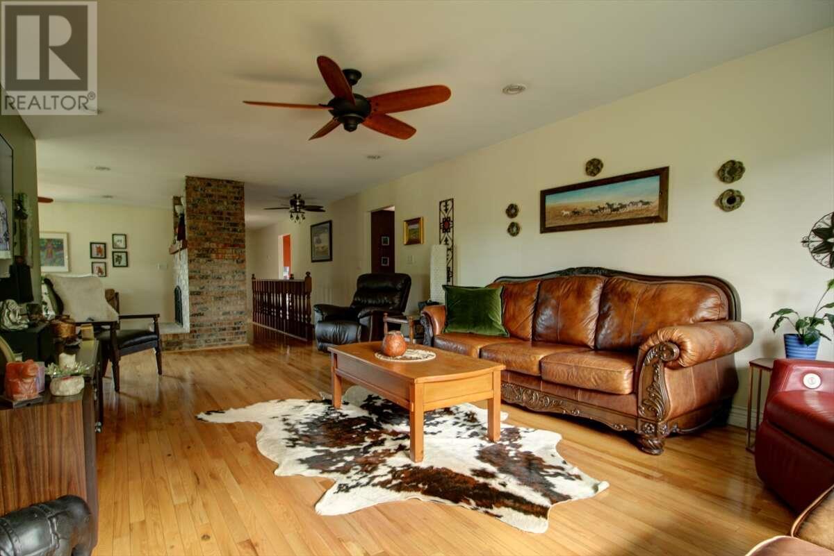 975 Mountview Road. Vernon, British Columbia