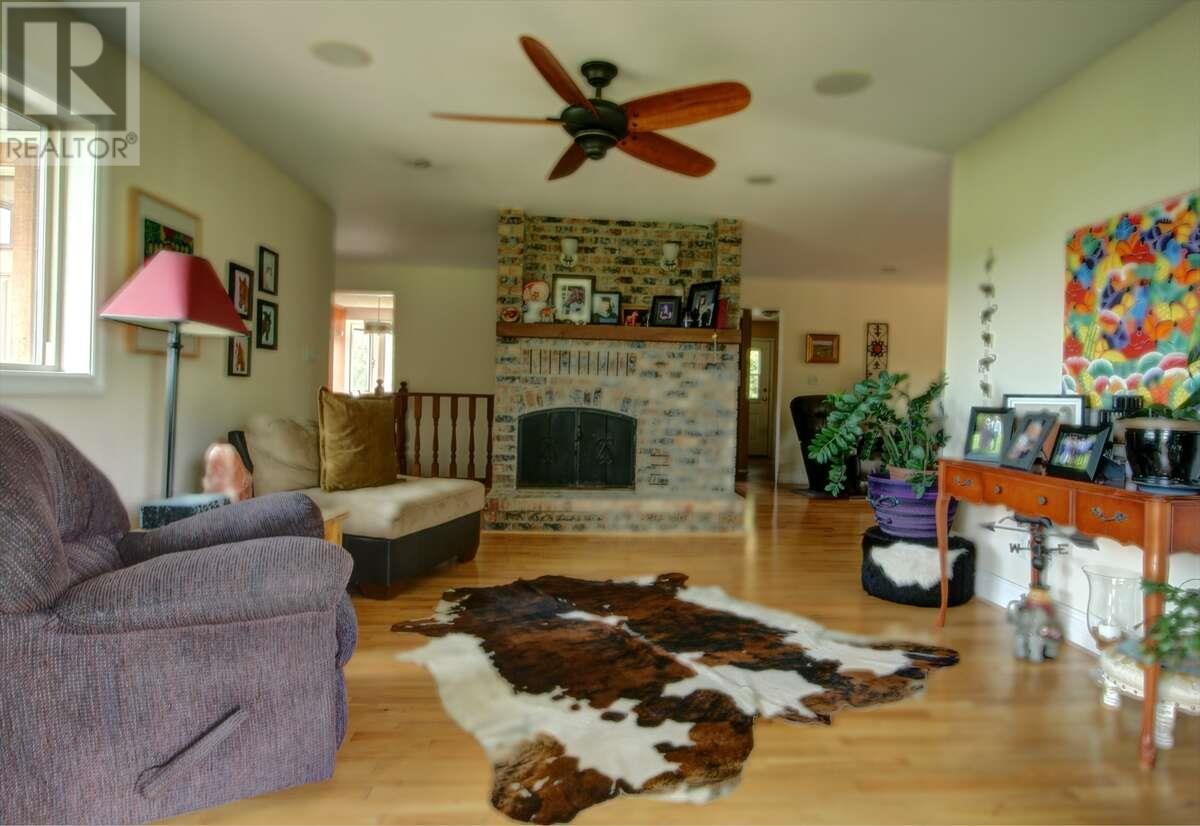 975 Mountview Road. Vernon, British Columbia