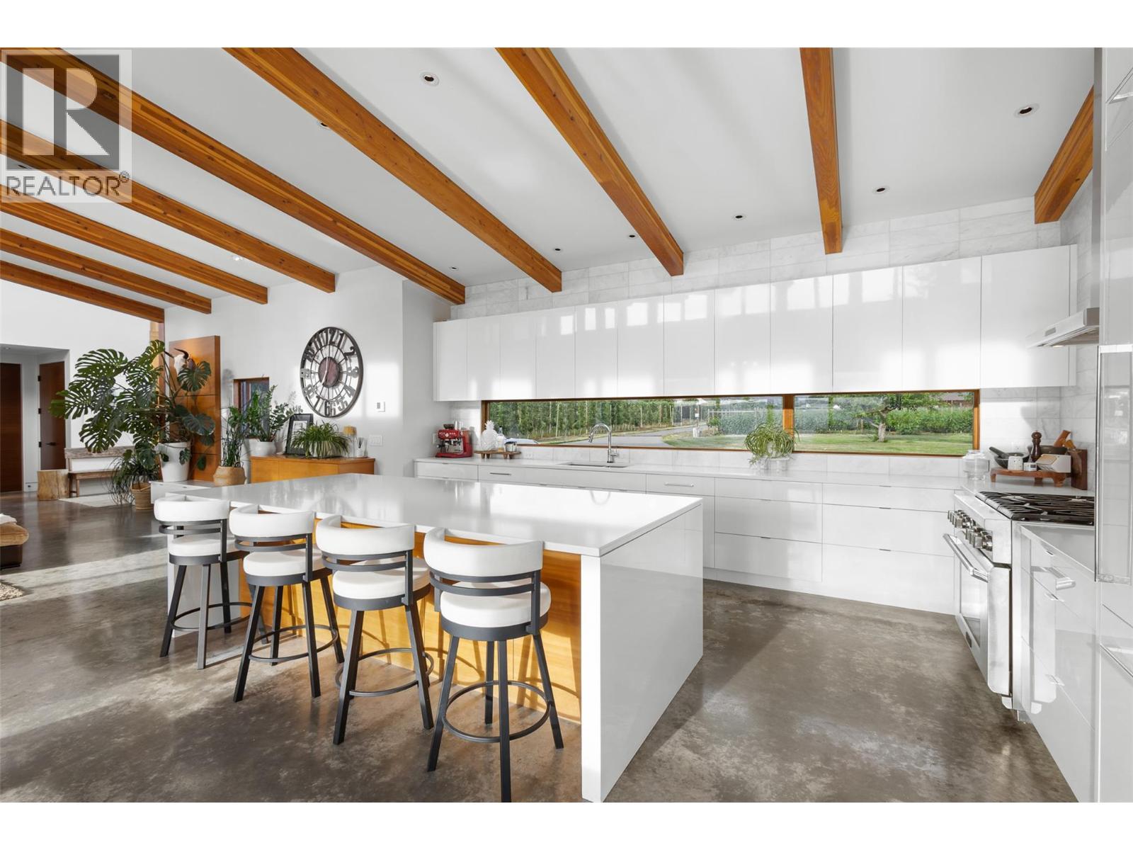 3194 Dunster Road. Kelowna, British Columbia