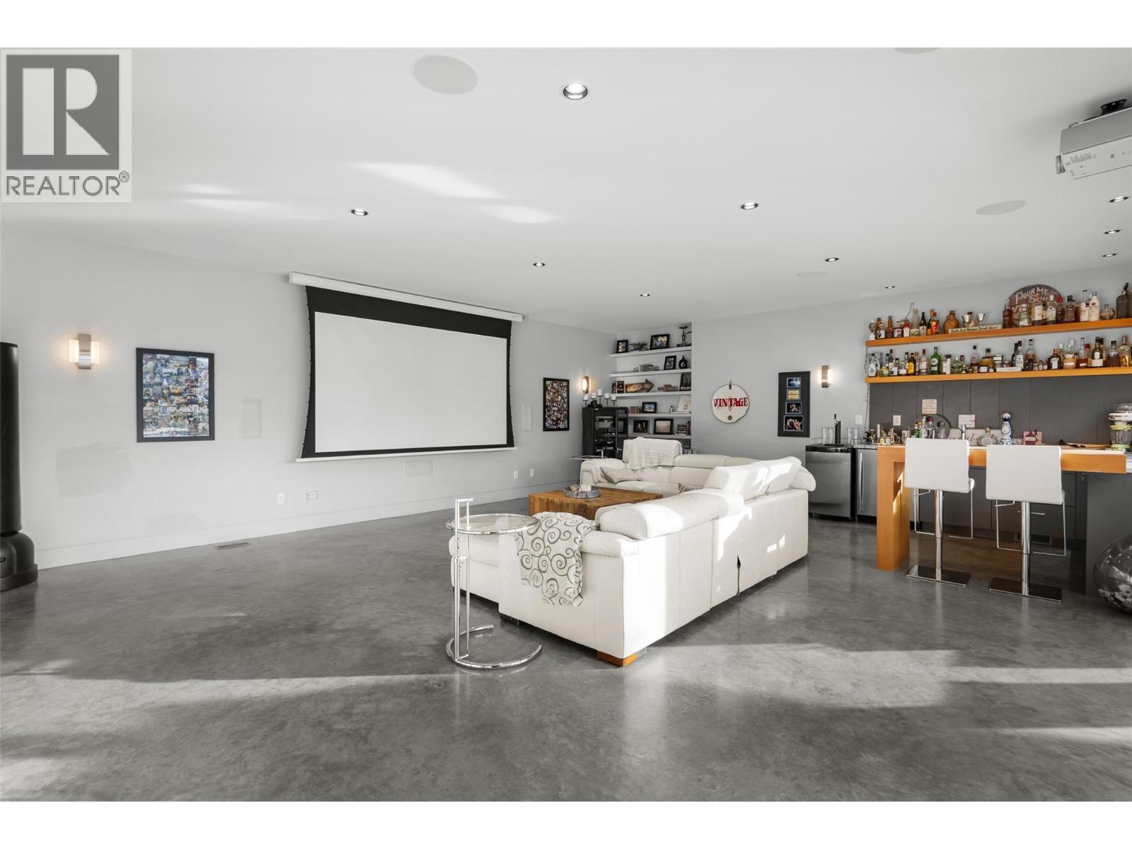 3194 Dunster Road. Kelowna, British Columbia