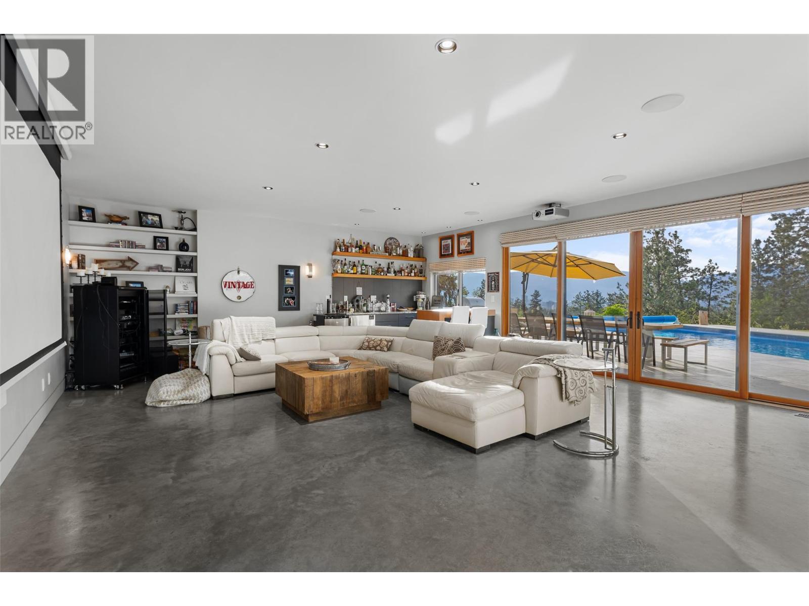 3194 Dunster Road. Kelowna, British Columbia